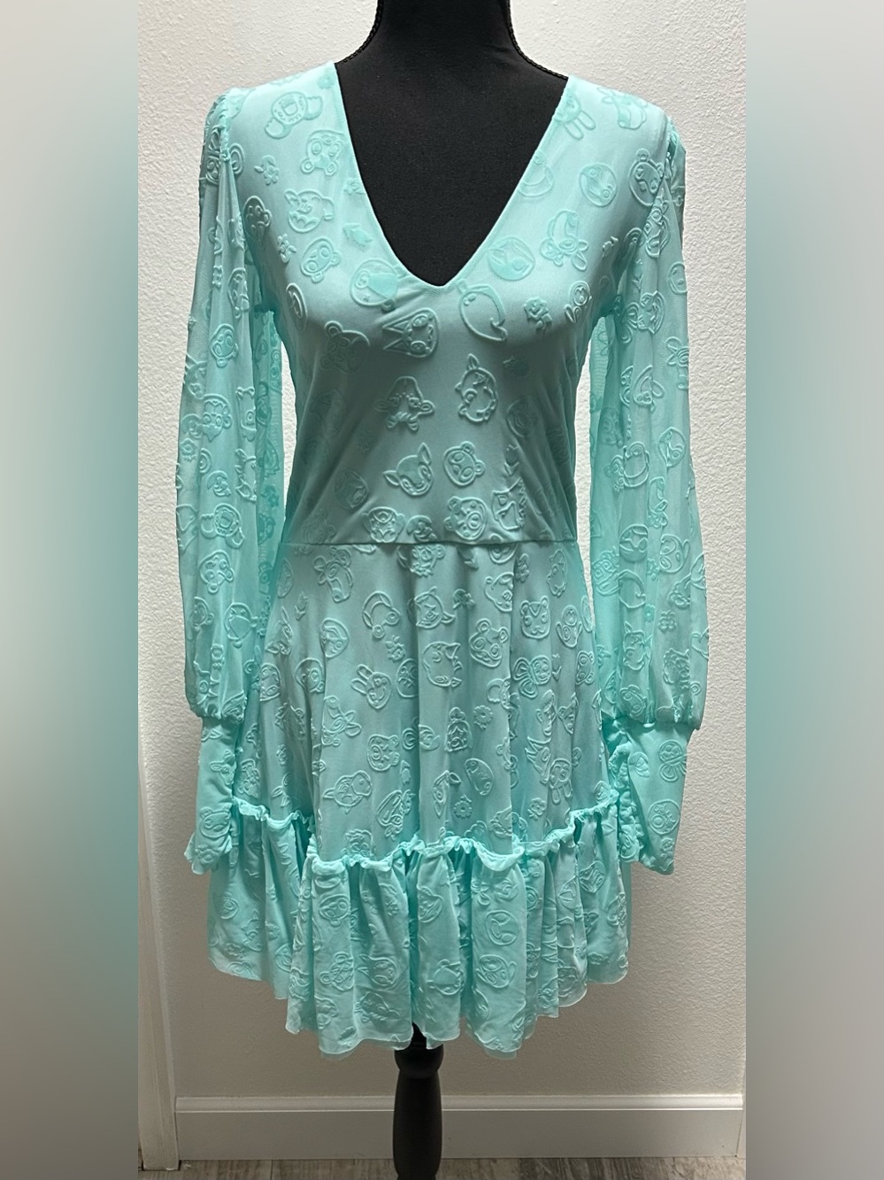 Blackmilk 2020 Nintendo Long-Sleeve Midi Dress - M - Aqua - Used
